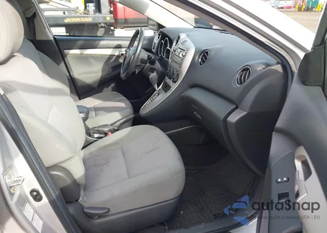 2010 Toyota Matrix S из США, поврежденный, VIN 2T1LE4EE8AC016318